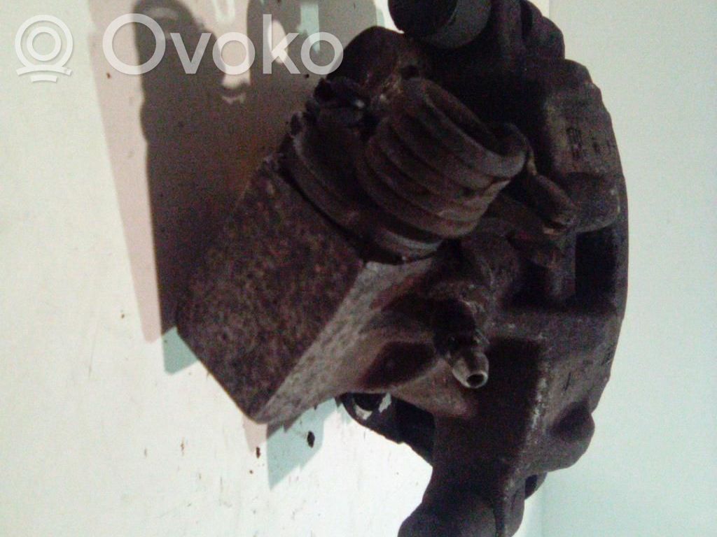 Volvo V50 Galinis suportas 