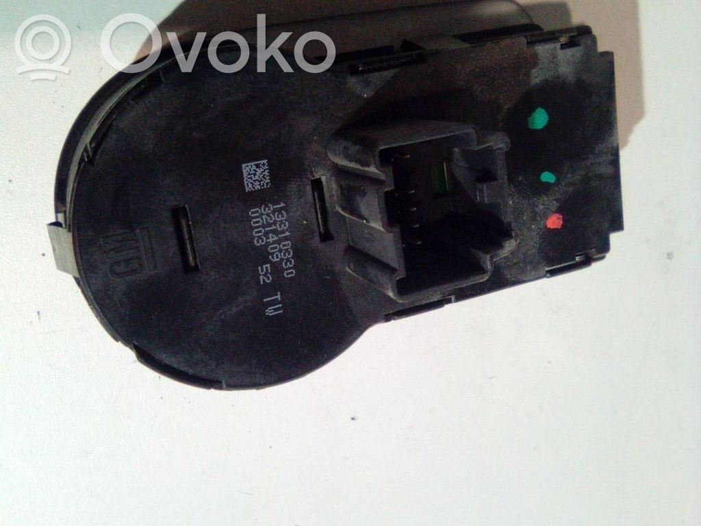 Opel Corsa D Light switch 