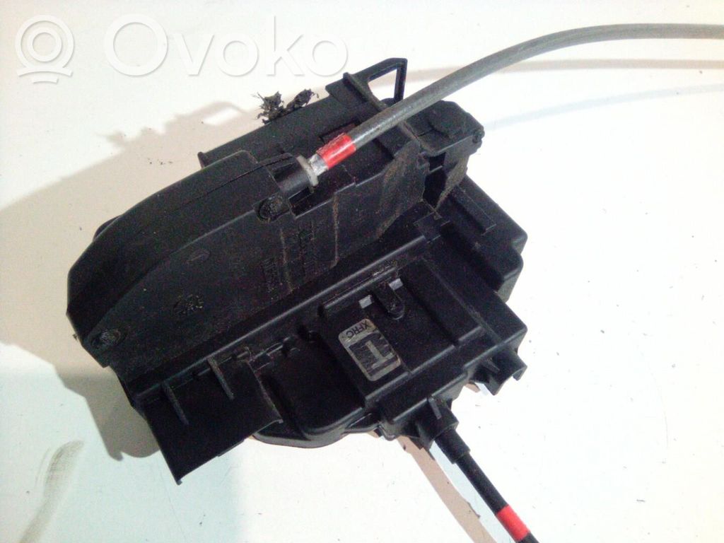 Nissan Note (E11) Front door lock 