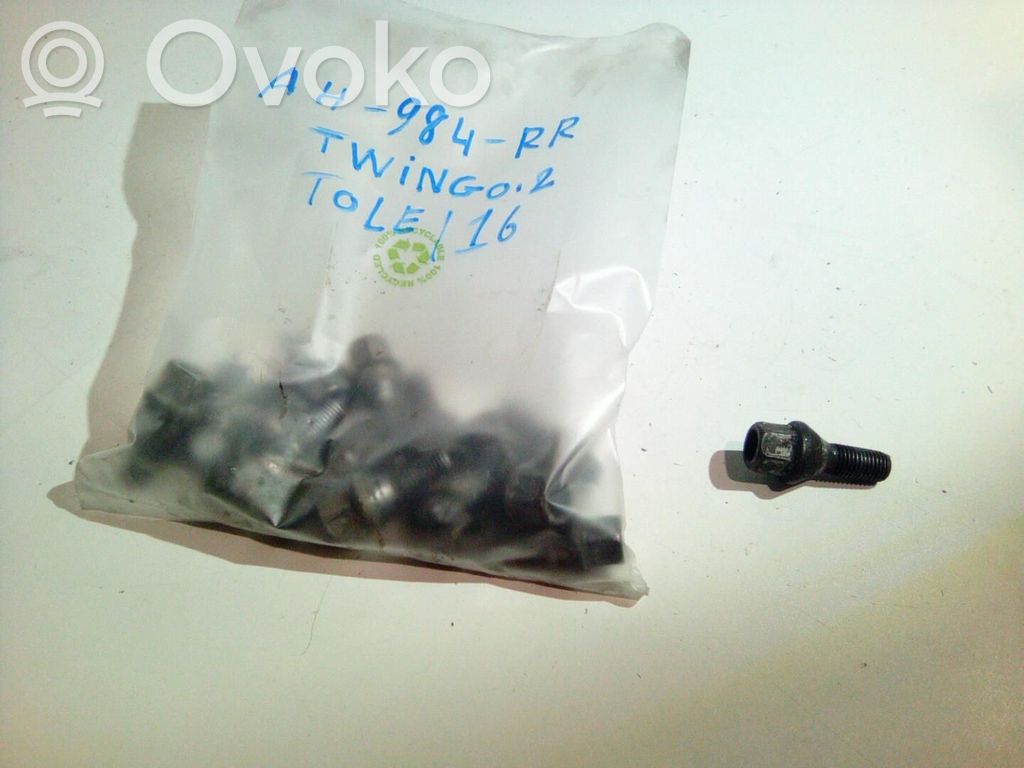 Renault Twingo II Mutterit/pultit 