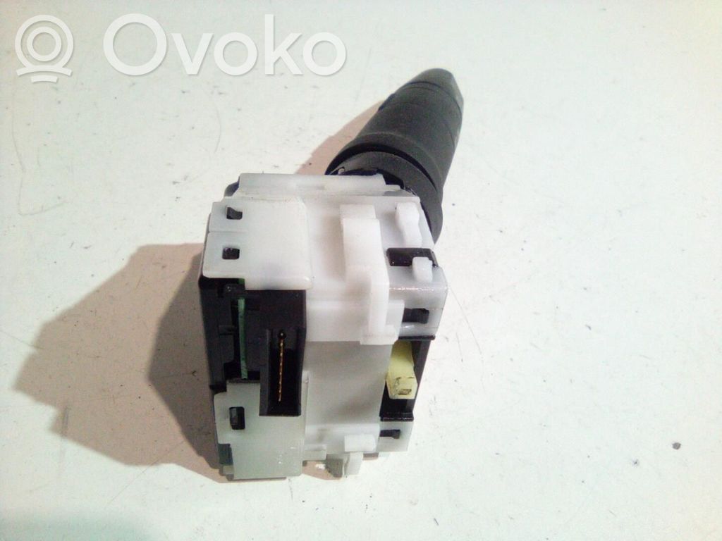 Nissan Note (E11) Indicator stalk 