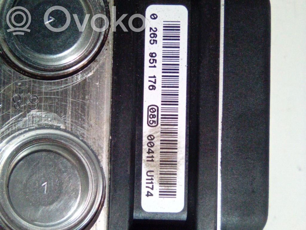 Peugeot 308 ABS bloks 