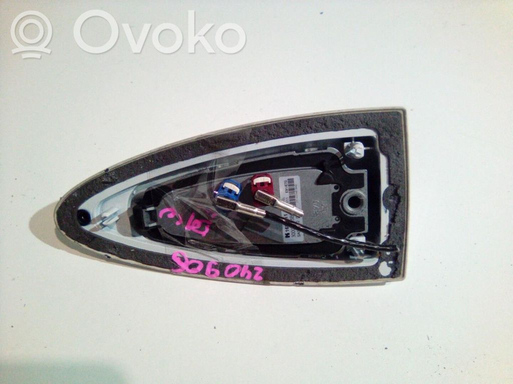 BMW X1 E84 Radio antenna 