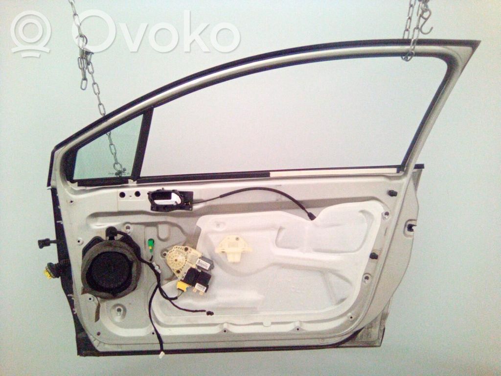 Citroen C4 I Puerta delantera 