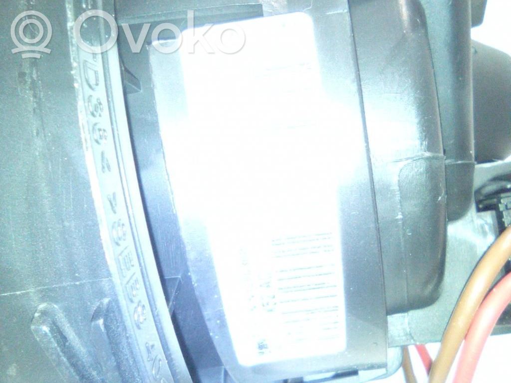 Dacia Sandero Lämmittimen puhallin 