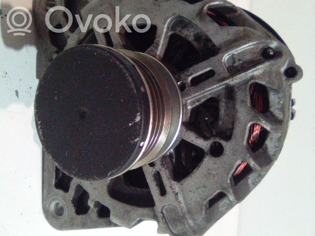 Dacia Sandero Generator/alternator 