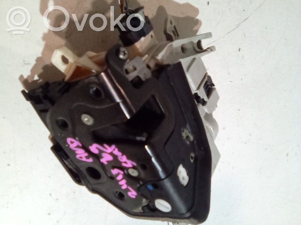 Seat Altea XL Front door lock 
