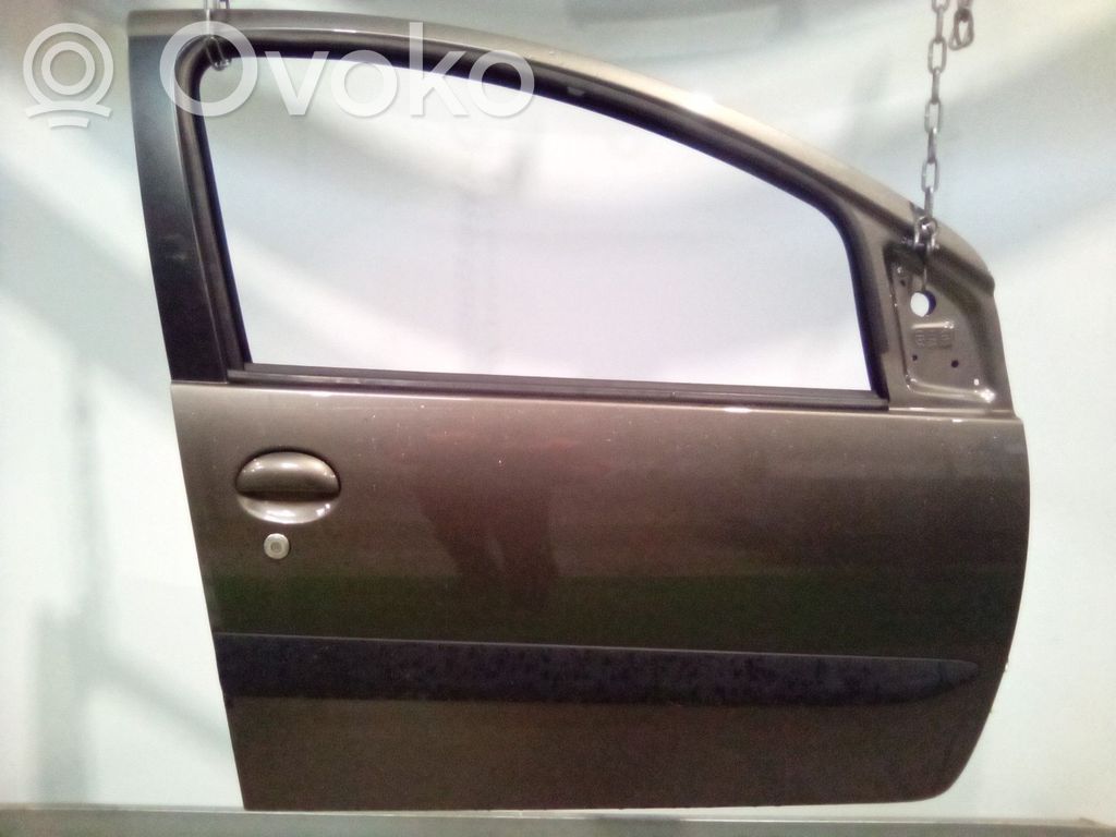 Toyota Aygo AB10 Drzwi przednie 