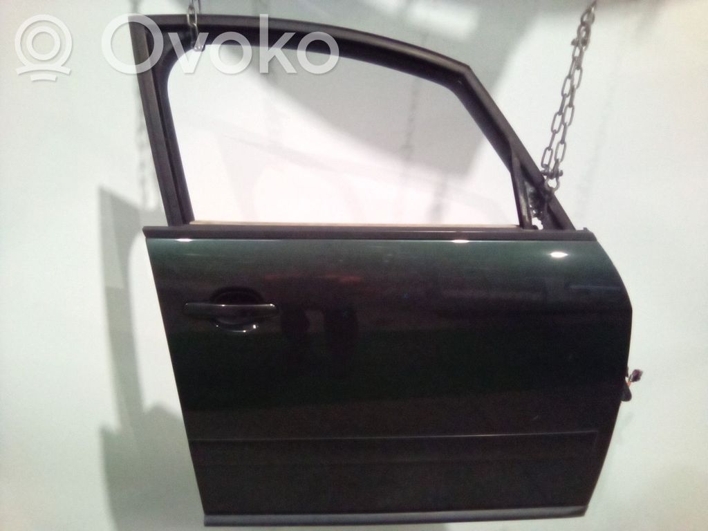 Priekinės durys   8Z0831052A