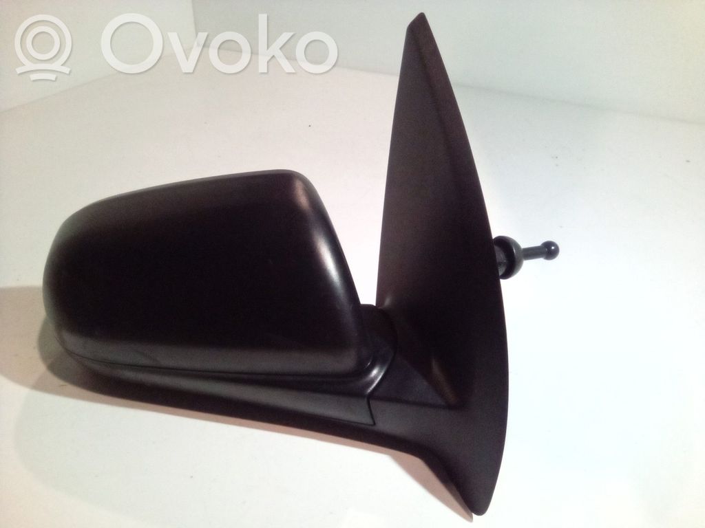Manualne lusterko boczne drzwi przednich   95213902
