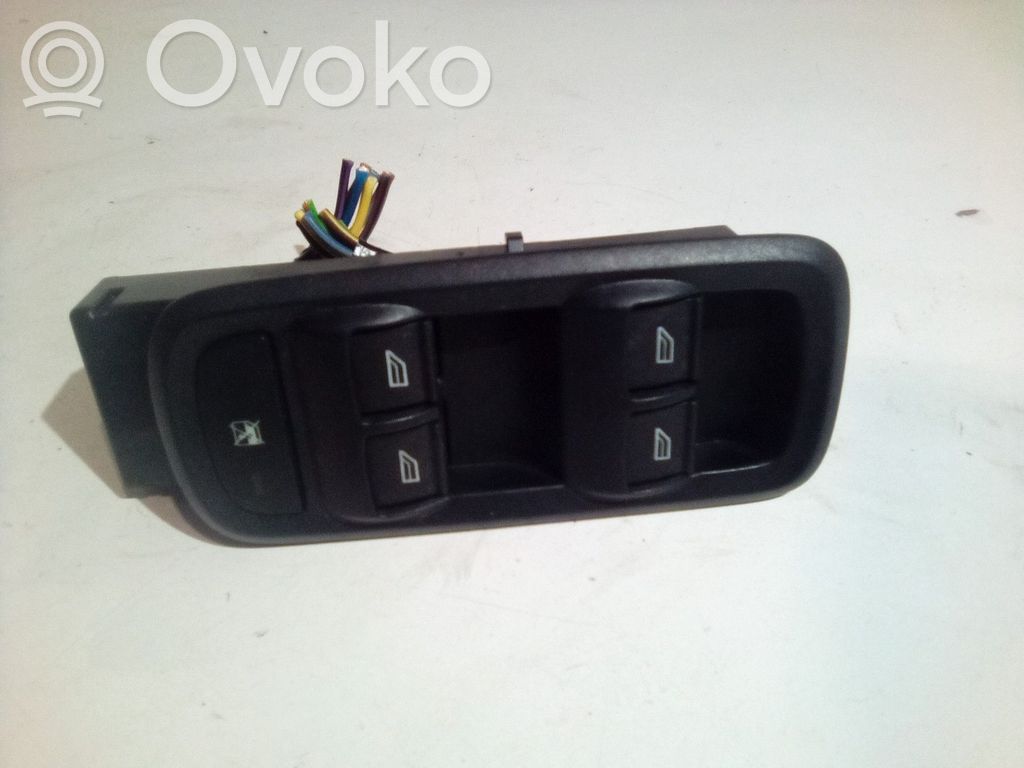 Ford Ka Electric window control switch 
