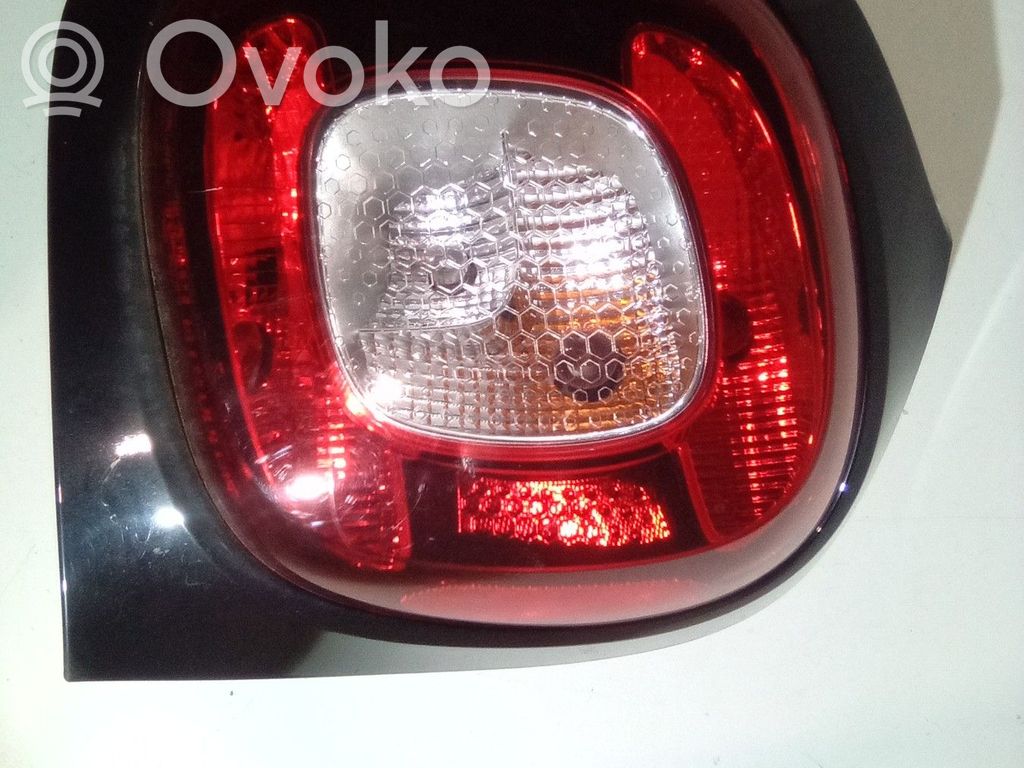 Smart ForFour II W453 Rear/tail lights 