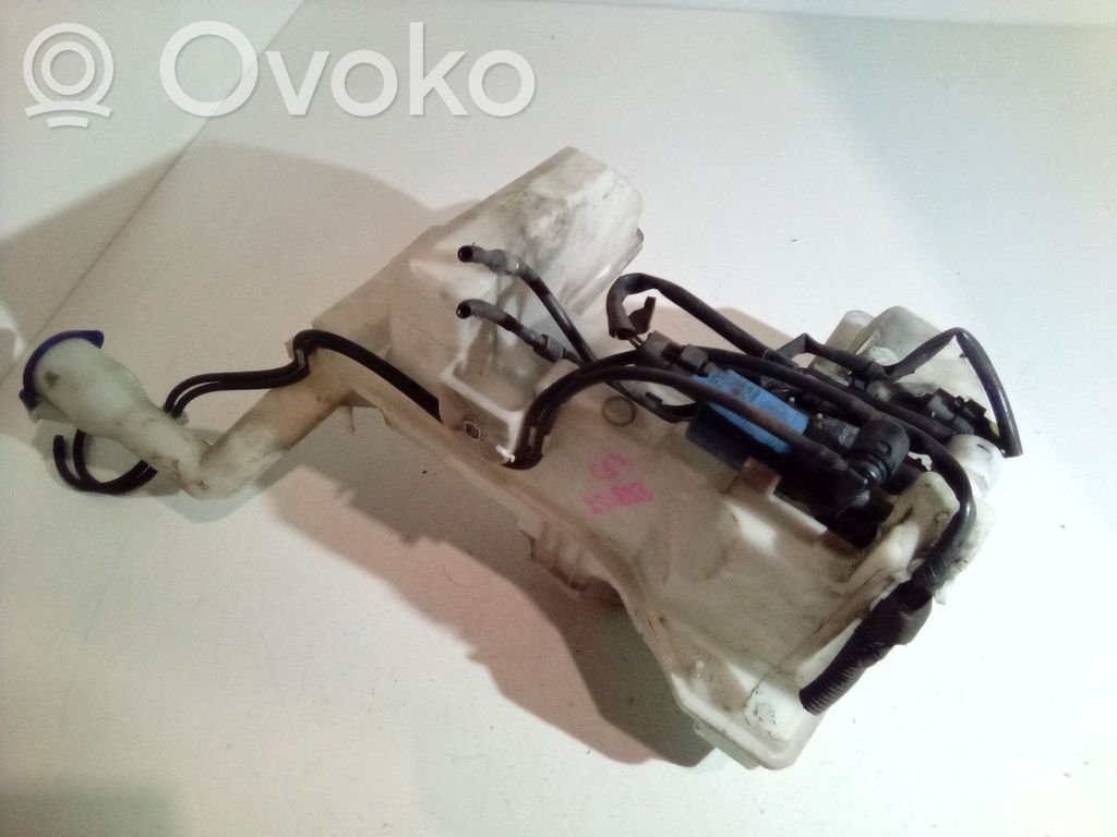 Citroen C5 Windshield washer fluid reservoir/tank 