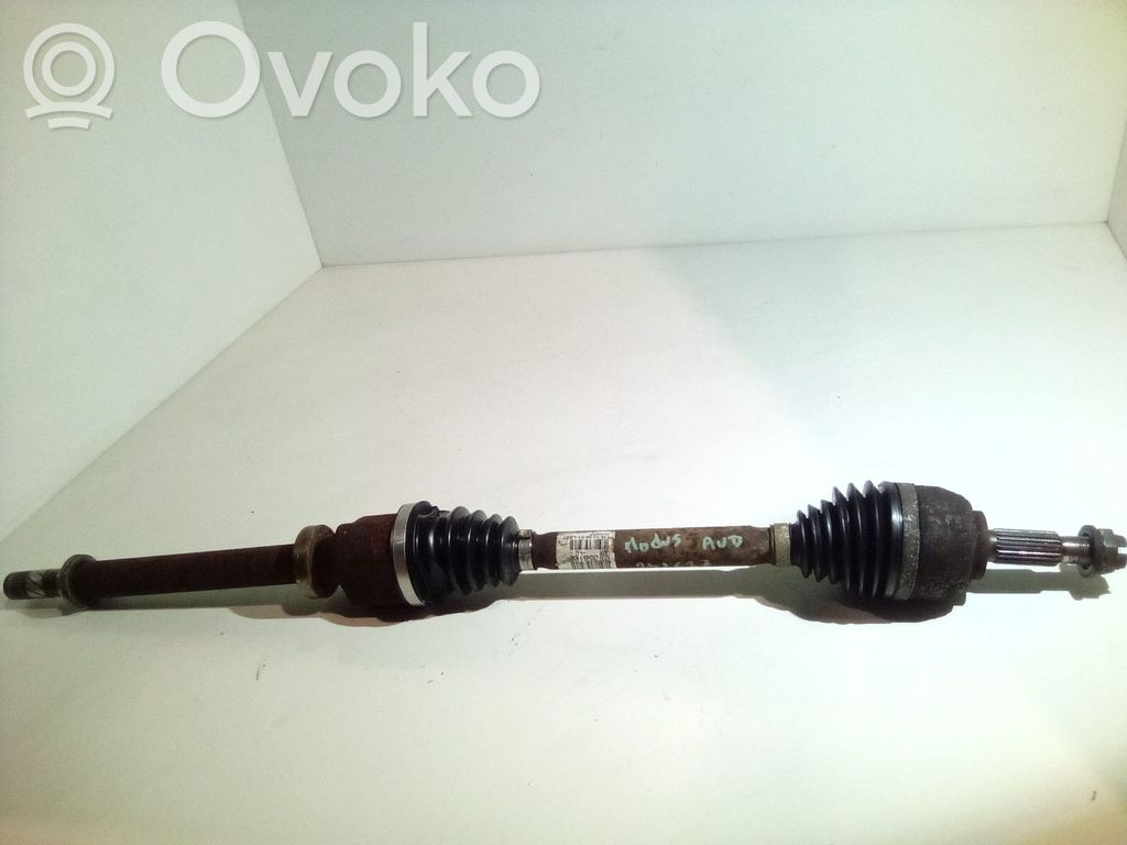 Priekinis pusašis   8200358168,RT443