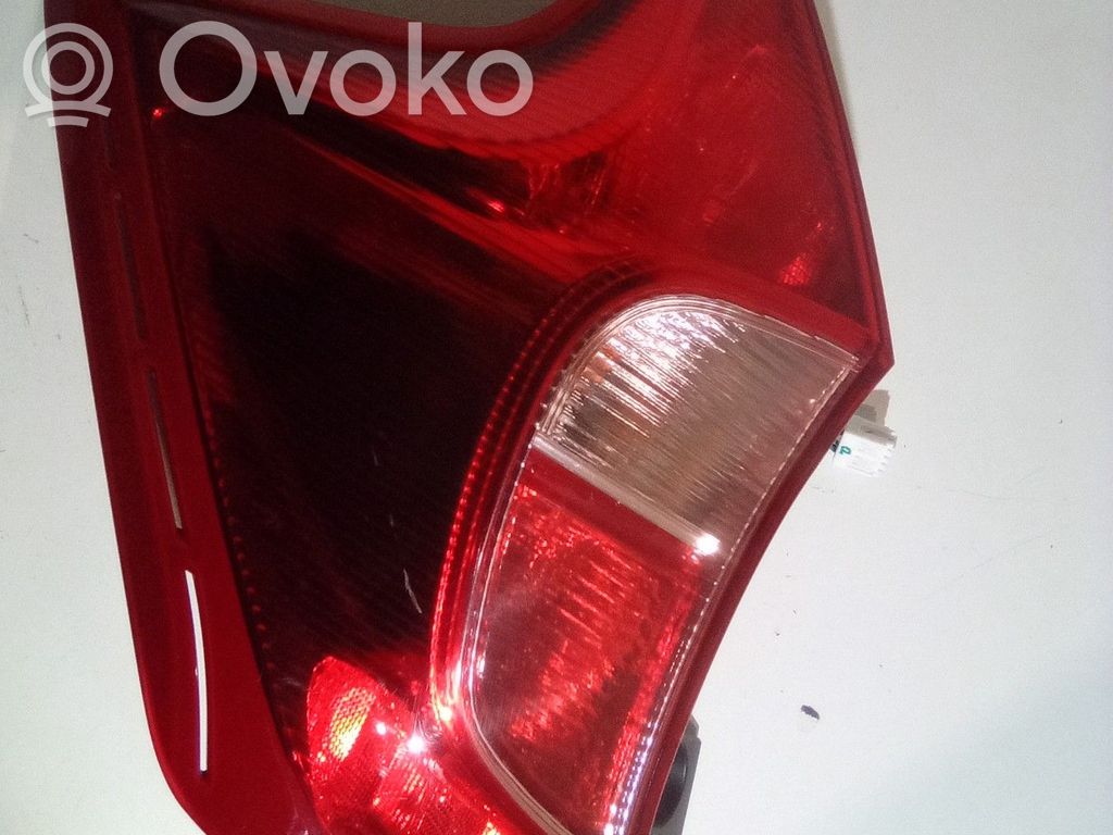Nissan Note (E12) Rear/tail lights 