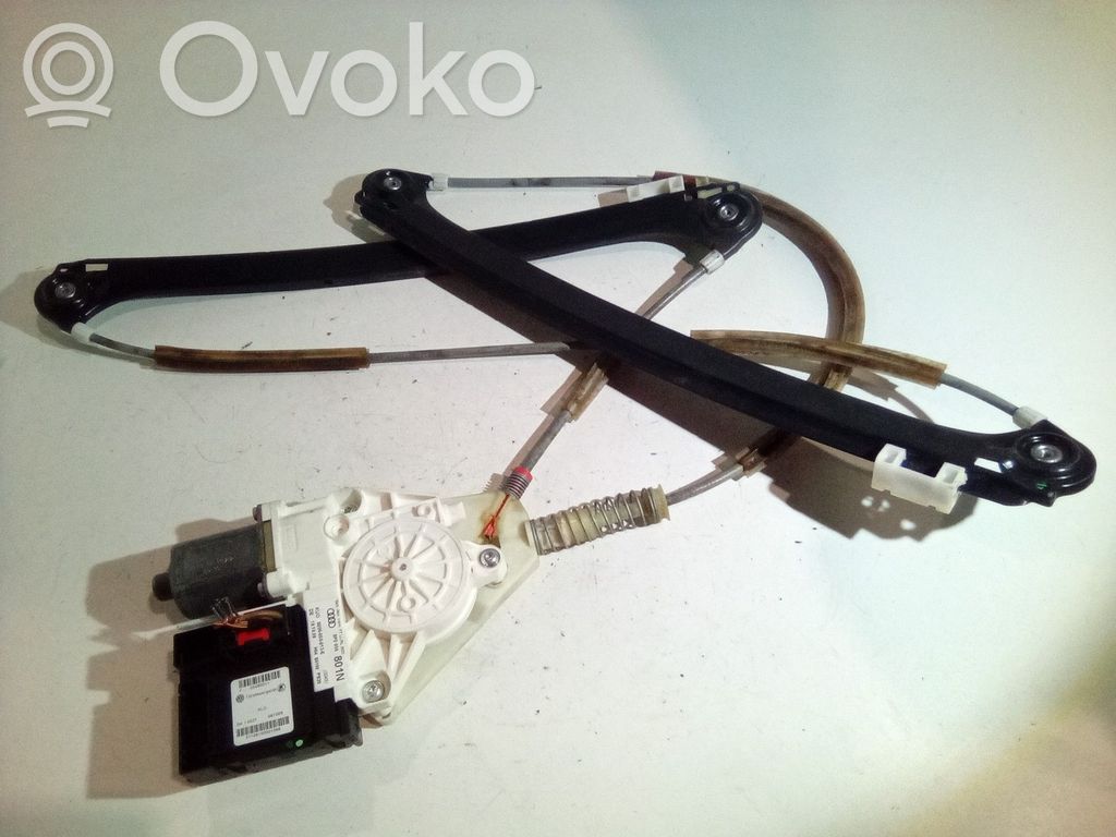 Audi A3 S3 8P Macara ușă față cu motor 