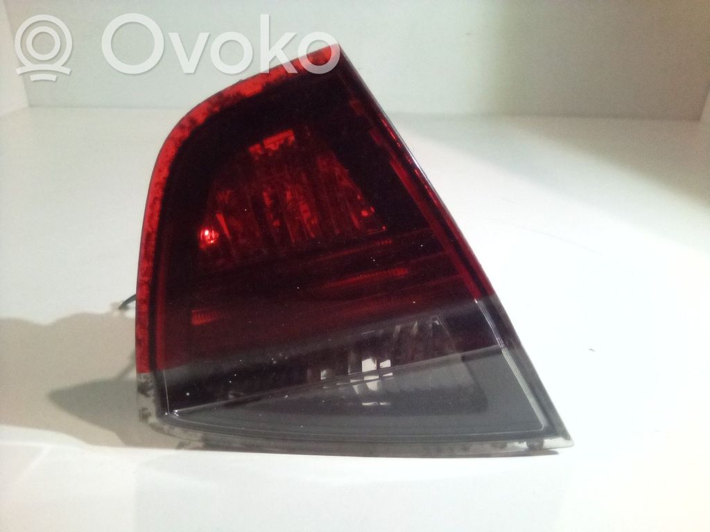 BMW 3 E90 E91 Tailgate rear/tail lights 