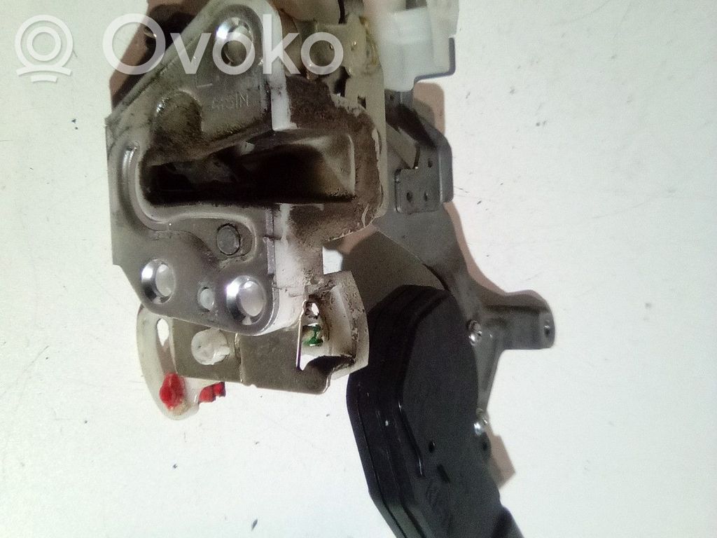 Citroen C1 Front door lock 