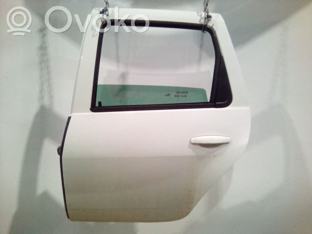 Dacia Duster Galinės durys 