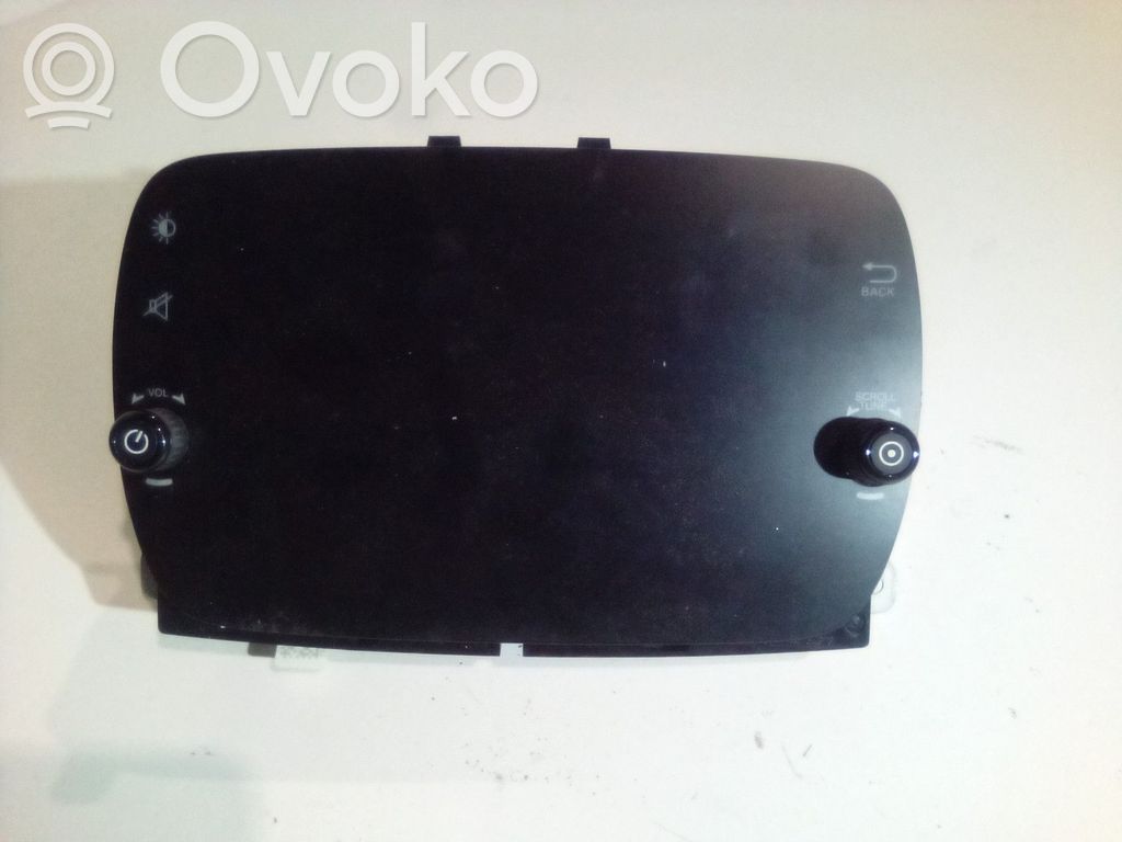 Fiat 500 Radio/CD/DVD/GPS head unit 