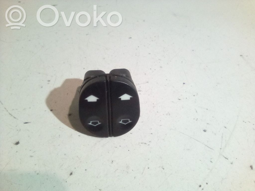 Ford Fiesta Electric window control switch 