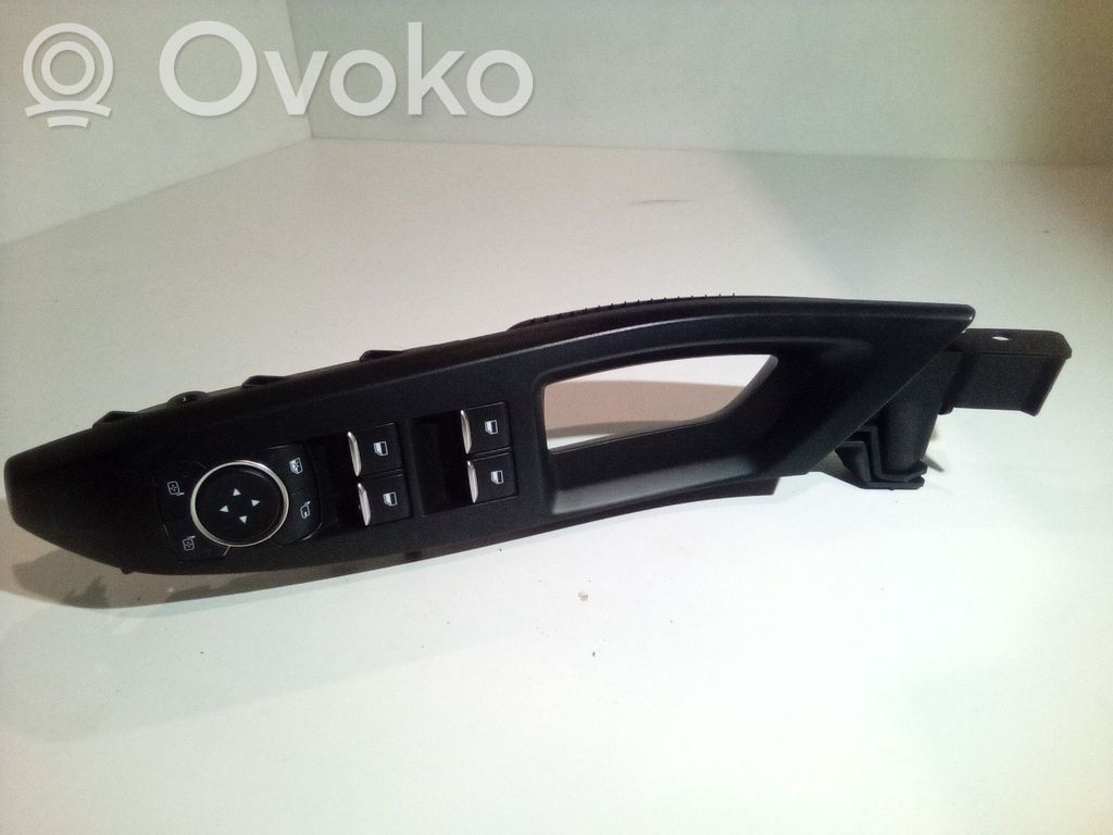Ford Focus Electric window control switch 