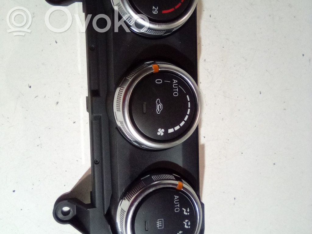 Climate control unit   DA6S61190B