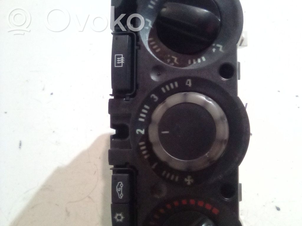 Opel Corsa D Climate control unit 