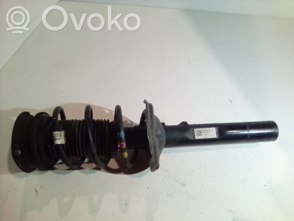 Seat Leon (5F) Amortyzator osi przedniej ze sprężyną 
