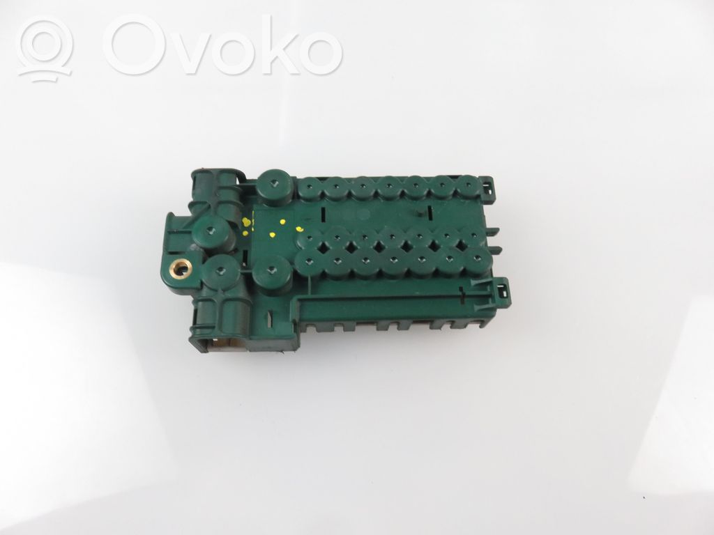 BMW 5 E39 Fuse box set 