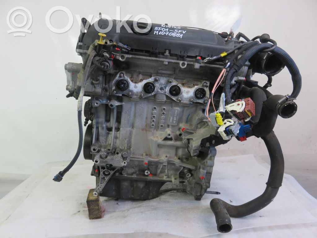 Двигатель   5FV,5F01,5F01,5FV
