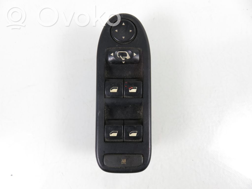 Citroen C5 Electric window control switch 