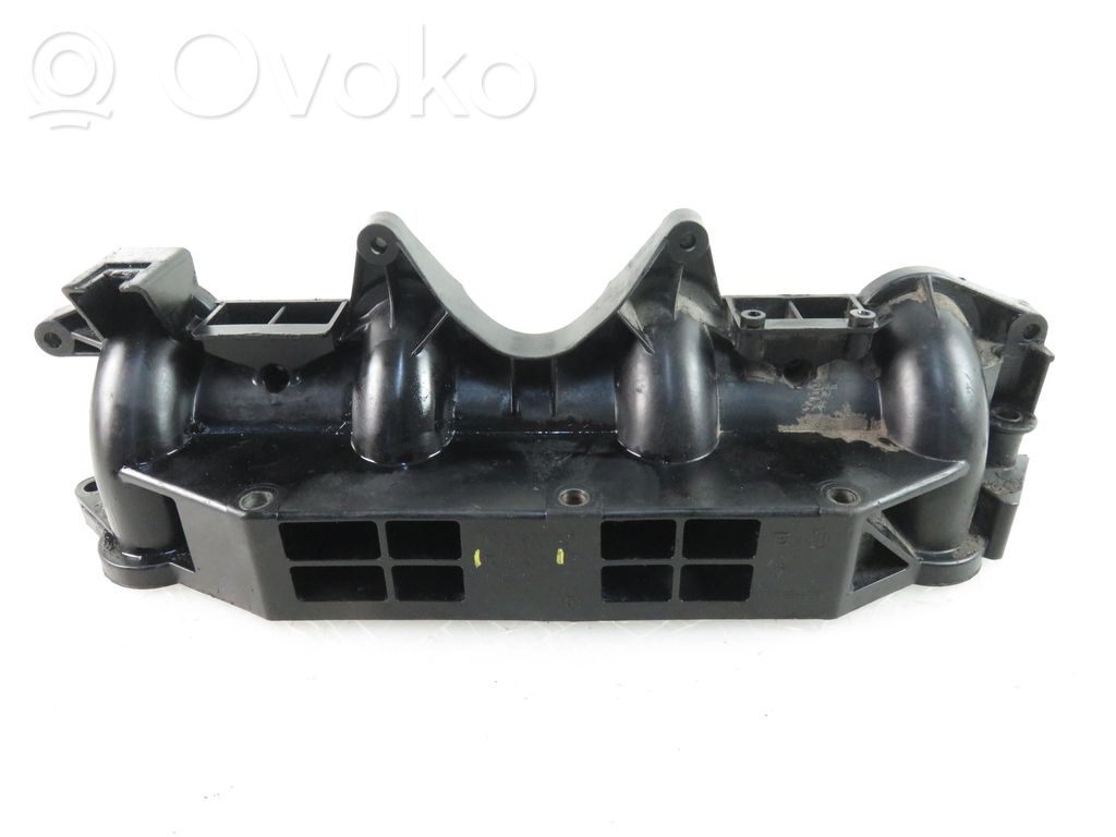 Intake manifold   8200102358,8200102358
