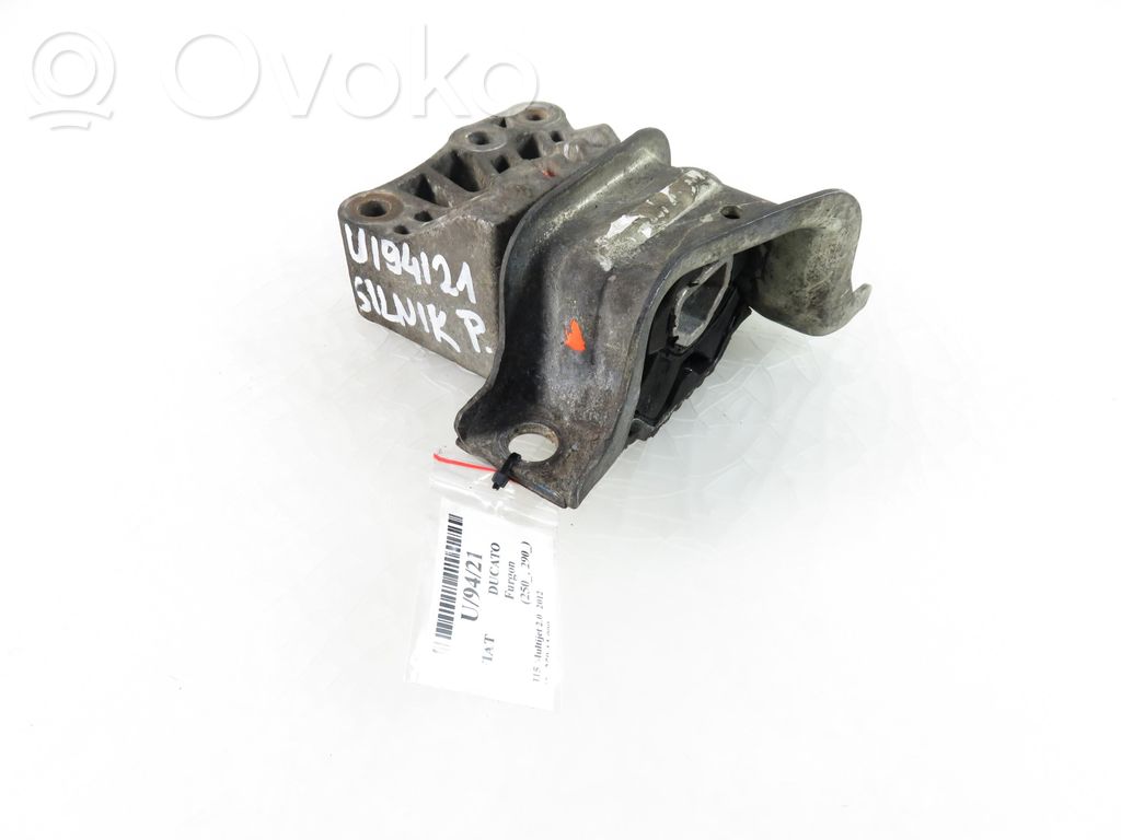 Engine mount vacuum valve   A236013,A236013