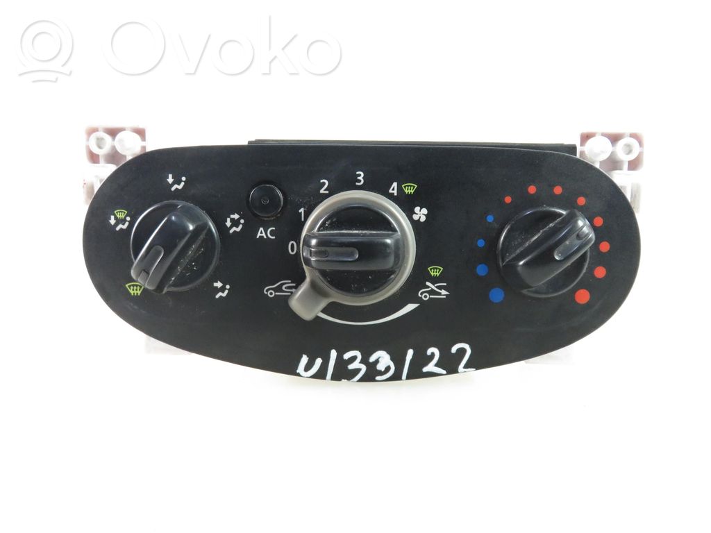Dacia Sandero Interior fan control switch 