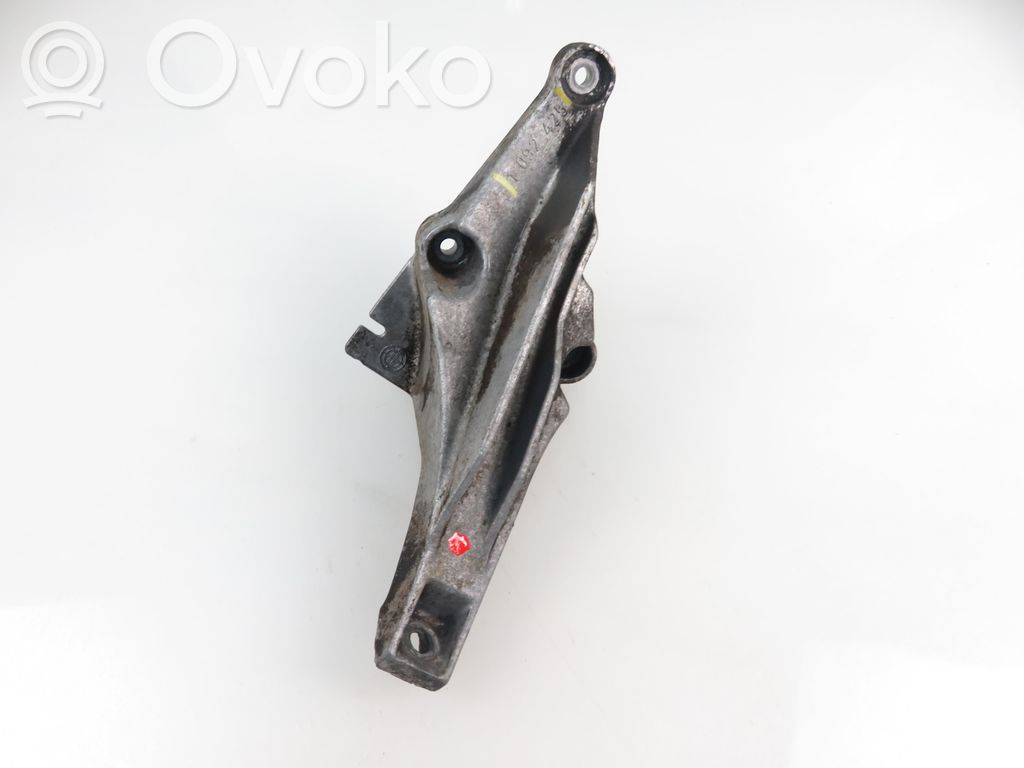 Engine mounting bracket   1092425,1092425