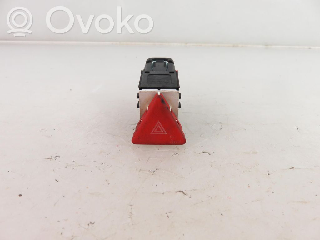 Volkswagen Scirocco Hazard light switch 