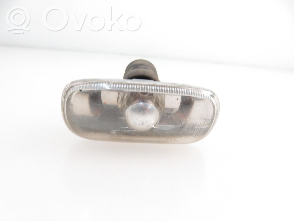 Front fender indicator light   8E0949127,8E0949127