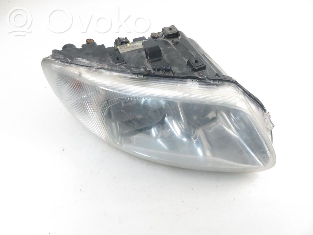 Headlight/headlamp   04857702AB,04857702AB