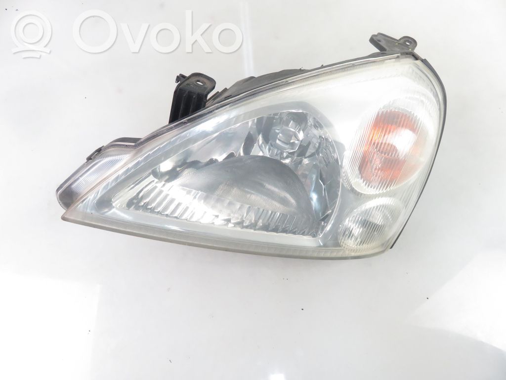Suzuki Liana Lampa przednia 