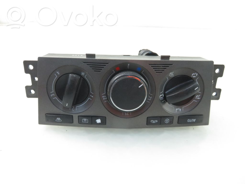 Opel Antara Interior fan control switch 