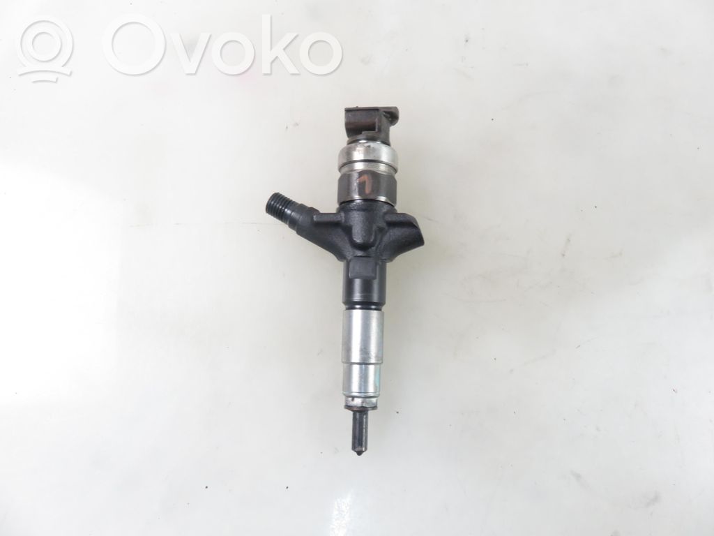 Inyector de combustible   16613AA020,16613AA020