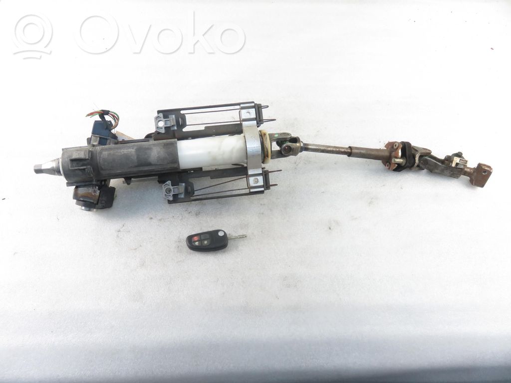 Steering wheel axle set