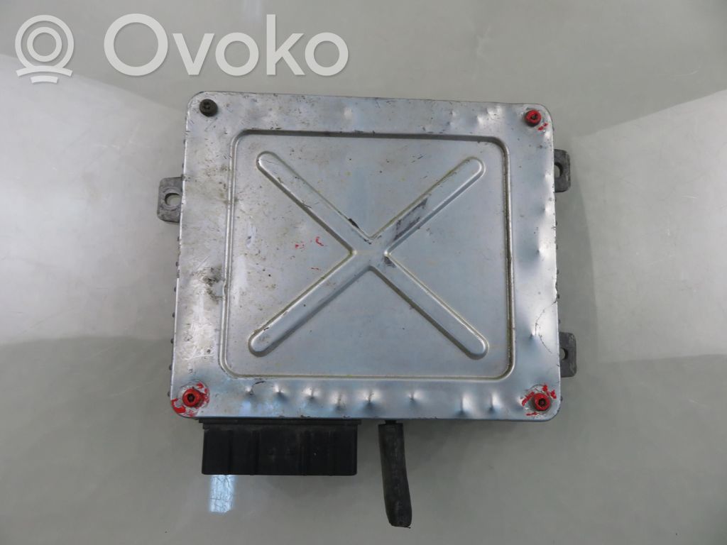 Engine control unit/module   MKC104393,MKC104393