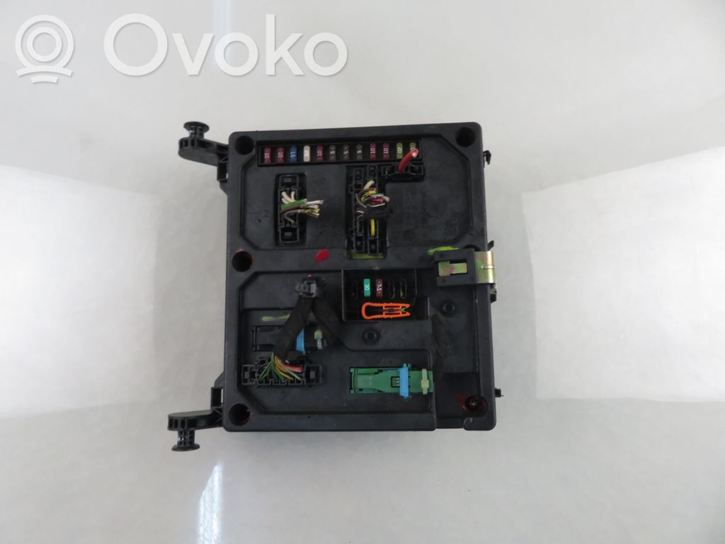 Volkswagen Sharan Central body control module 
