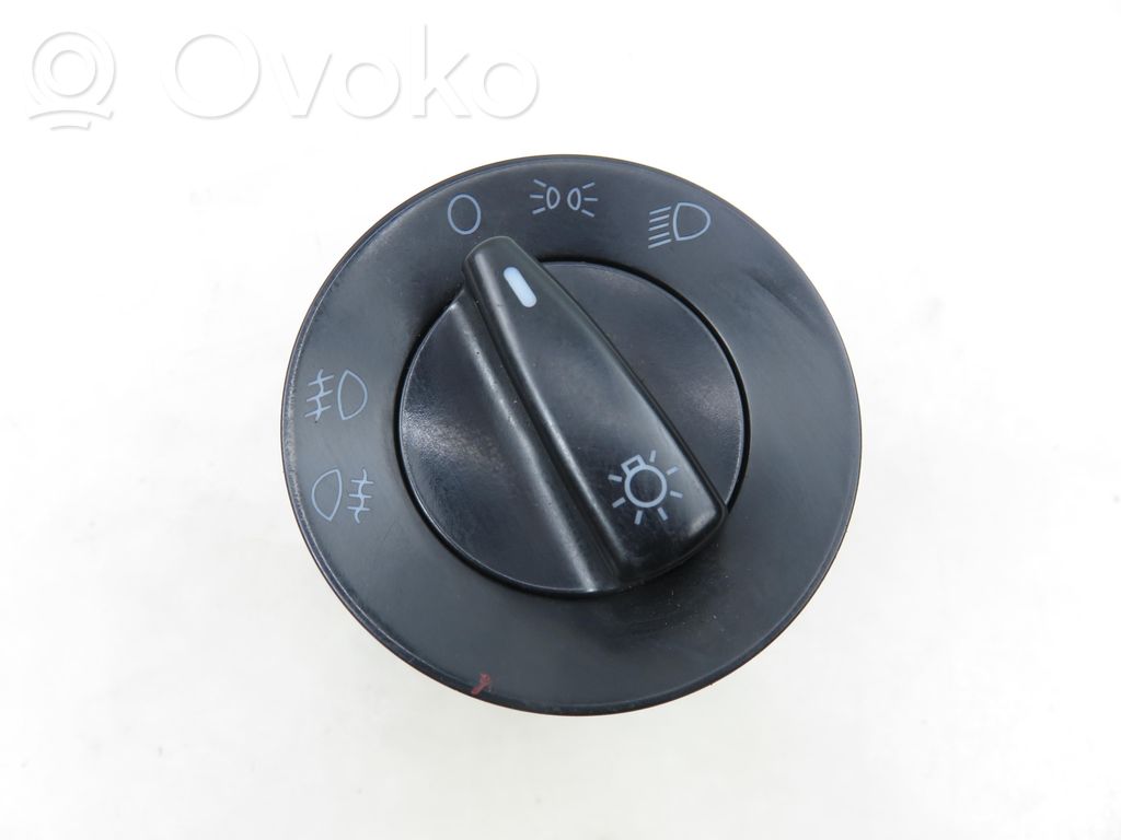 Light switch   109928,109928
