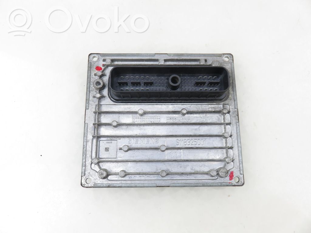 Ford Focus C-MAX Engine control unit/module 
