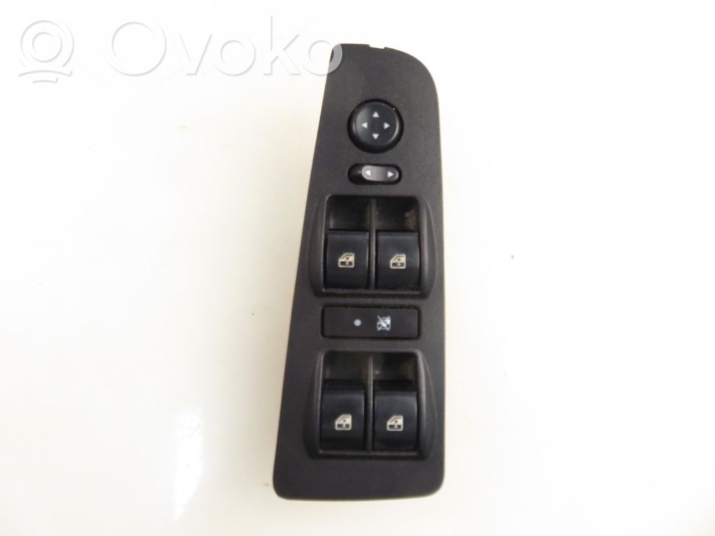 Electric window control switch   7354423320,7354423320