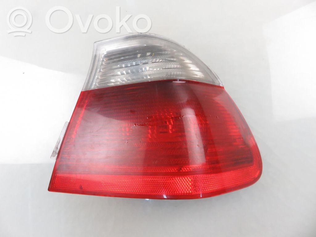 Rear/tail lights   8383822,8383822