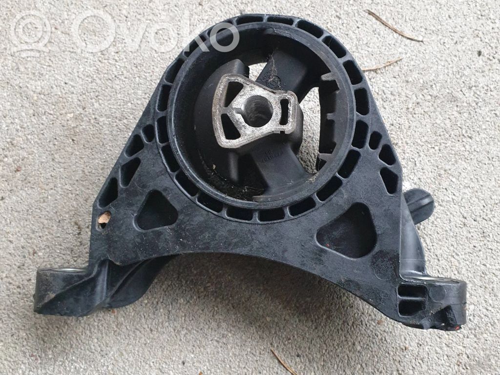 Engine mount bracket   13248575,0684214